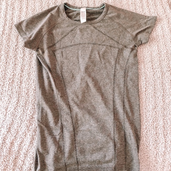 Ivivva Other - Ivivva Workout Shirt⚡️
